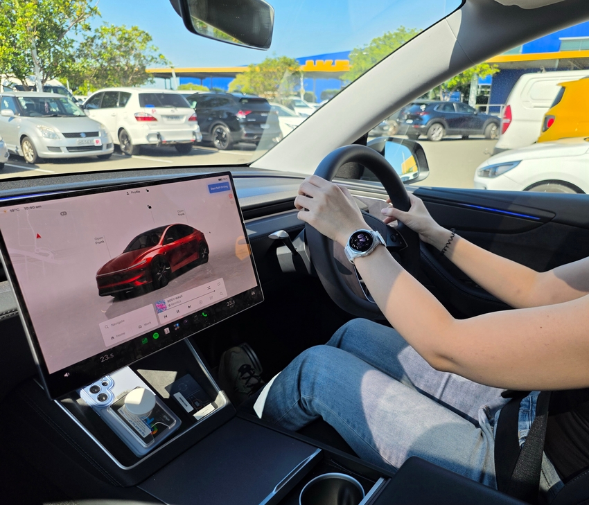 Tesla Model Y dashboard, centre touchscreen and console