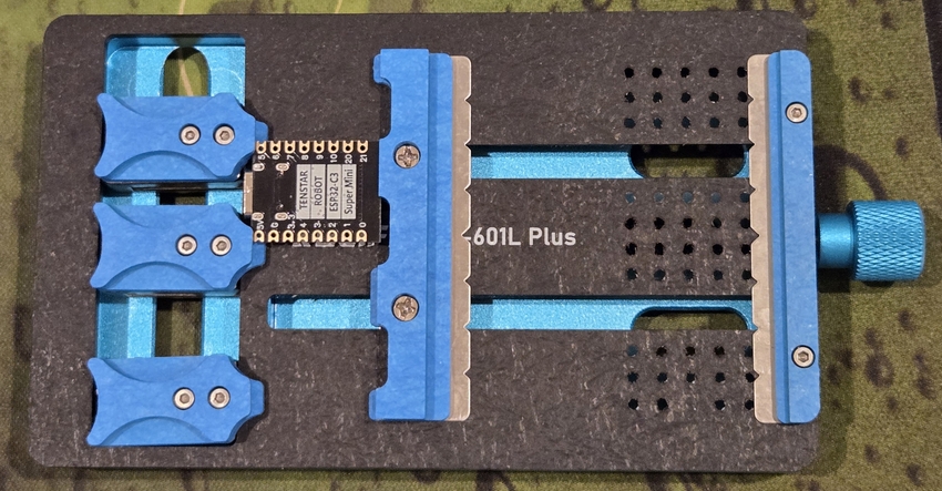 pcb holder 2